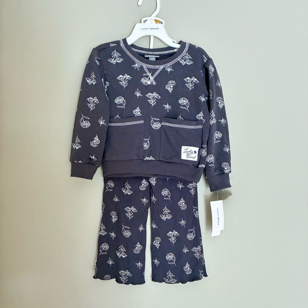 Girl’s 3T Lucky Brand Kids Gray Flowers 2Pc Matching Set Play Pajama Set Toddler